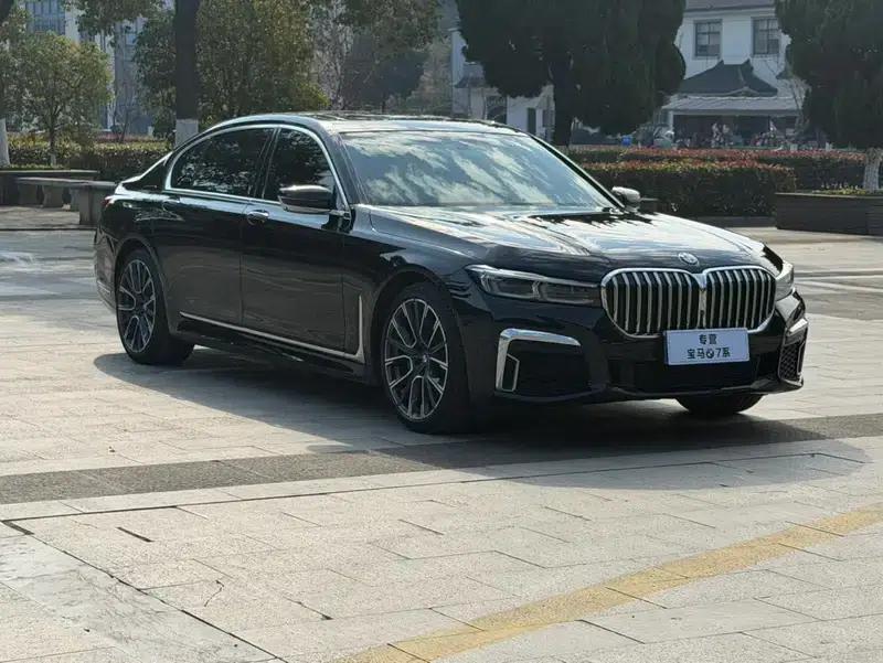 2019 BMW 7 Series 740Li Luxury M Sport Package — миниатюра 3