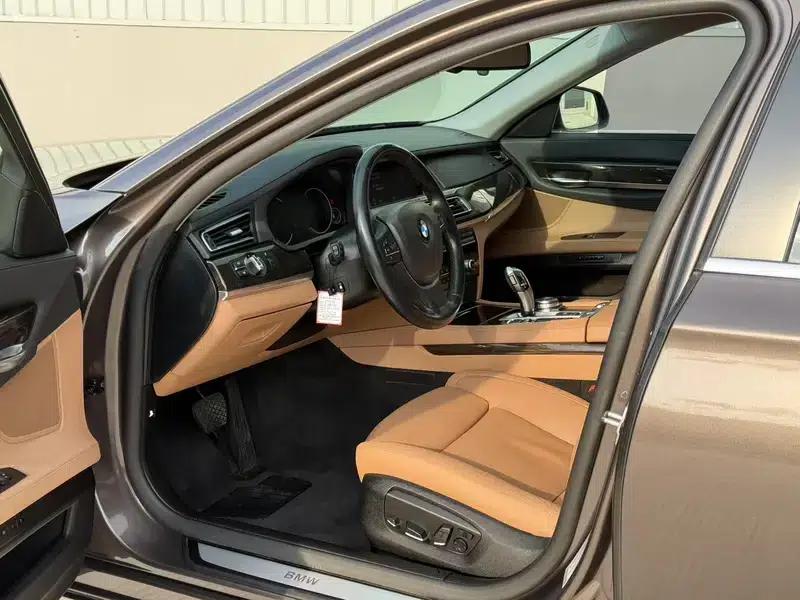 2013 BMW 7 Series 730Li Luxury — миниатюра 8
