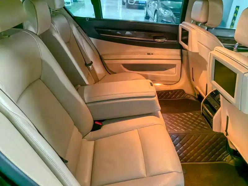 BMW 7 Series 2009 730Li Luxury — миниатюра 17