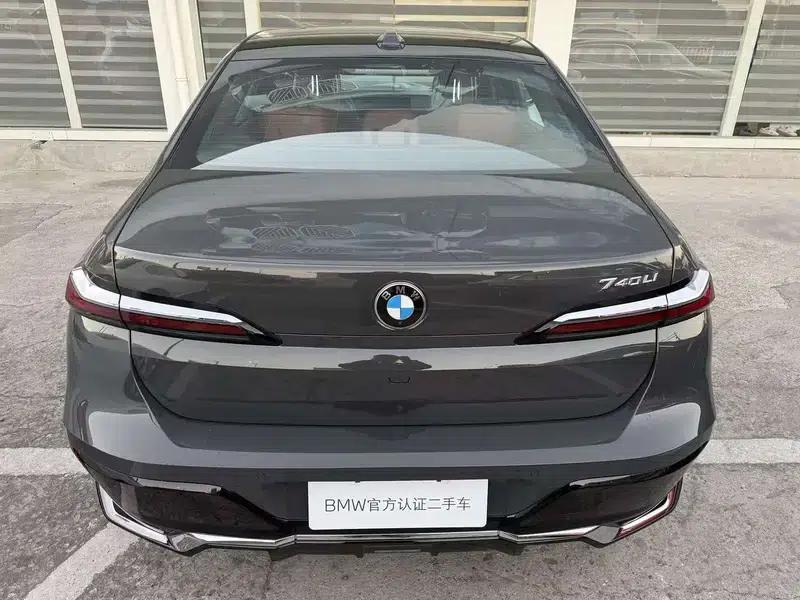2023 BMW 7 Series 740Li Luxury M Sport Package — миниатюра 4
