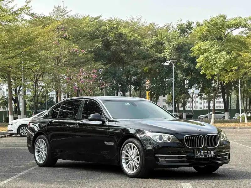 BMW 7 Series 2014 730Li Luxury Edition — миниатюра 3