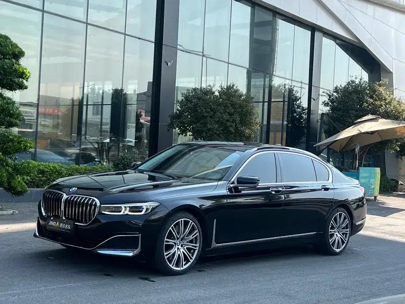 2019 BMW 7 Series 750Li xDrive V8 Luxury Package — миниатюра 1