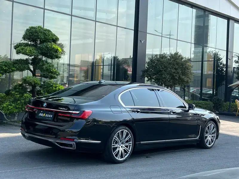 2019 BMW 7 Series 750Li xDrive V8 Luxury Package — миниатюра 2
