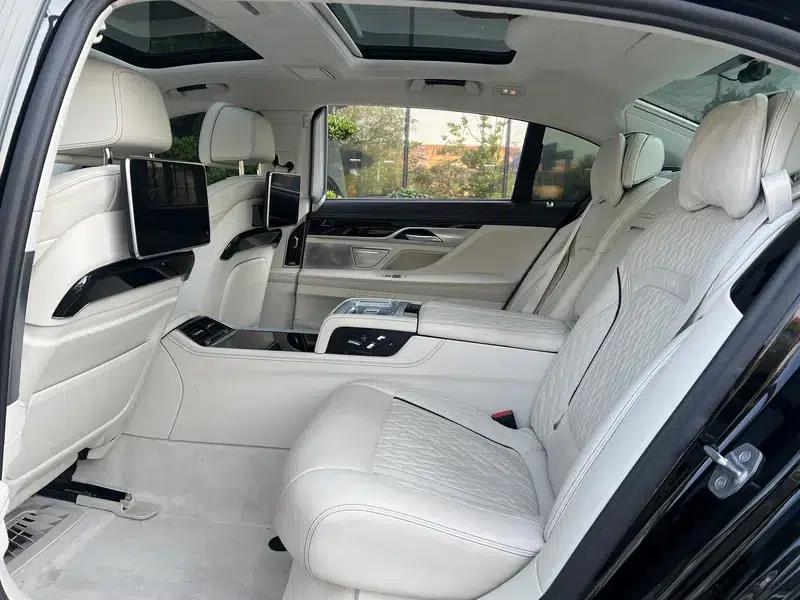 2019 BMW 7 Series 750Li xDrive V8 Luxury Package — миниатюра 8