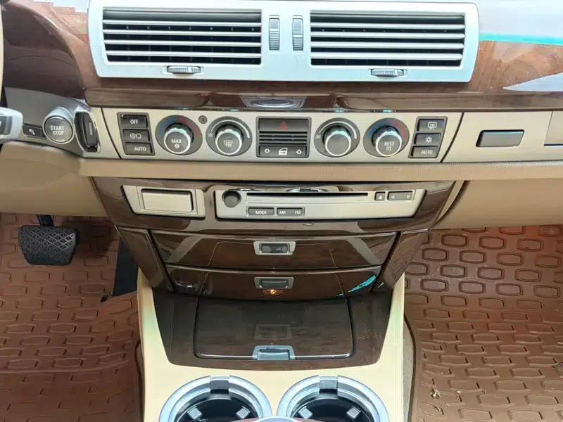 BMW 7 Series 2005 740Li — миниатюра 12