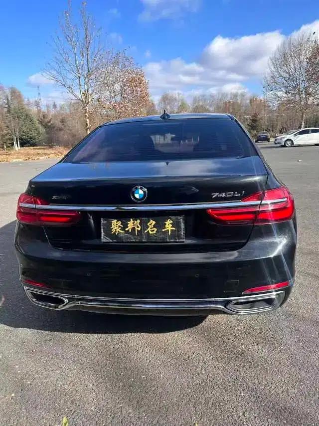 2016 BMW 7 Series 740Li Leading Edition — миниатюра 4