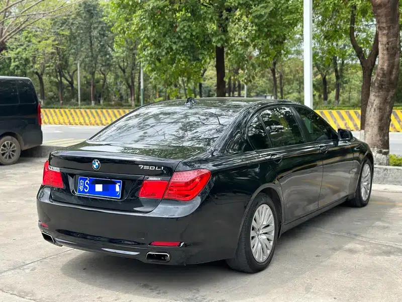 BMW 7 Series 2010 750Li — миниатюра 6
