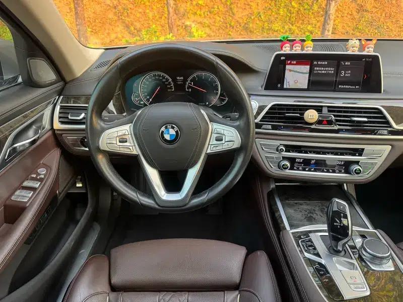 2018 BMW 7 Series 730Li Luxury Package — миниатюра 20