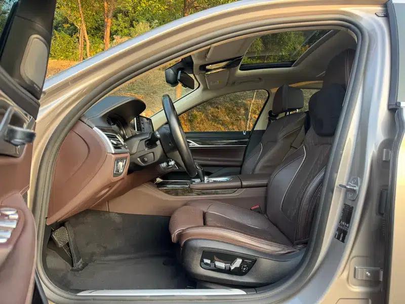 2018 BMW 7 Series 730Li Luxury Package — миниатюра 23