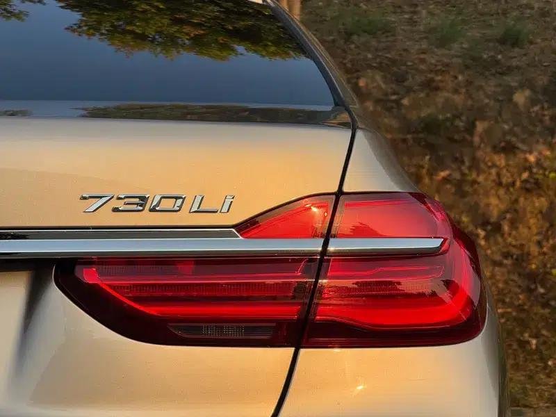 2018 BMW 7 Series 730Li Luxury Package — миниатюра 9
