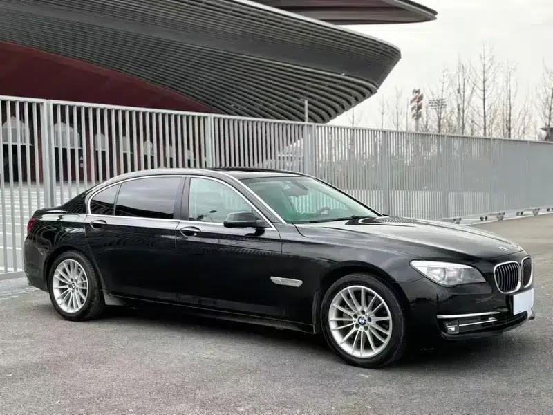 BMW 7 Series 2014 730Li Luxury Edition — миниатюра 3
