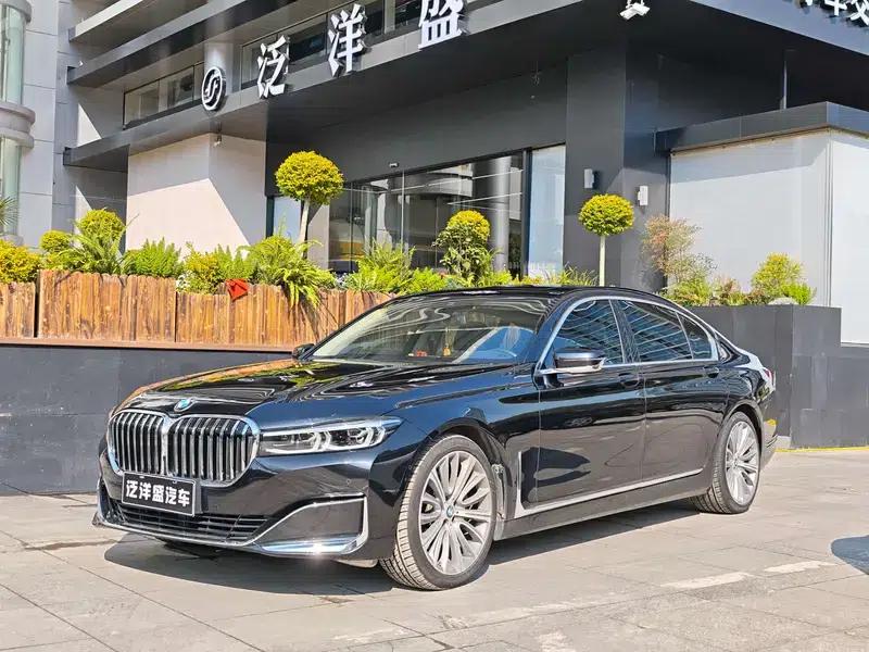 2019 BMW 7 Series 740Li Leading Luxury Package — миниатюра 1