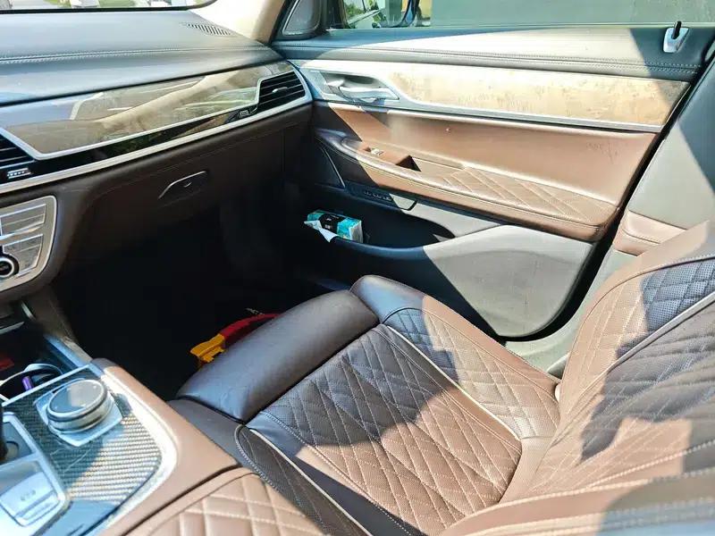 2019 BMW 7 Series 740Li Leading Luxury Package — миниатюра 13