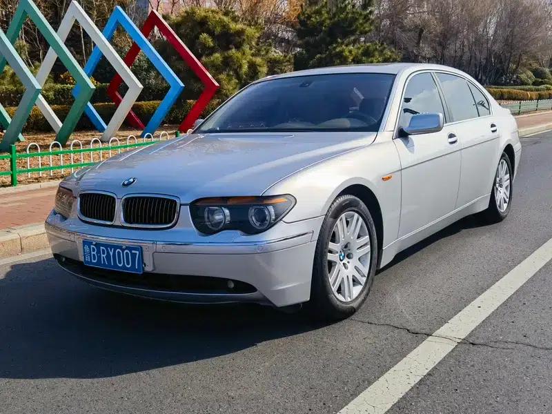 BMW 7 Series 2004 745Li — миниатюра 1