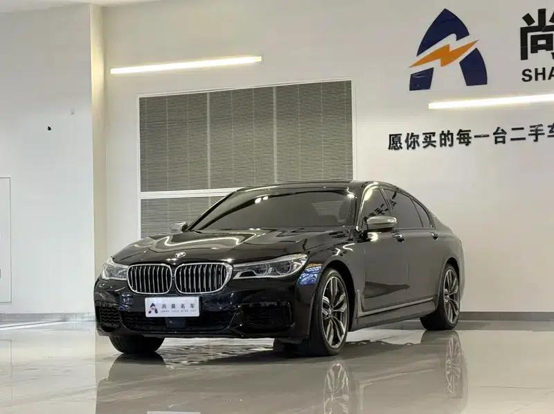 2017 BMW 7 Series M760Li xDrive — миниатюра 1