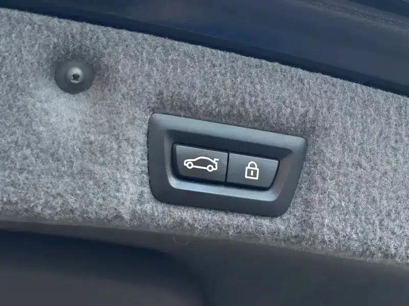 2013 BMW 7 Series 750Li xDrive — миниатюра 16