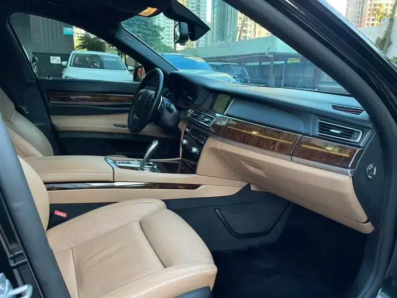 2013 BMW 7 Series 750Li xDrive — миниатюра 20