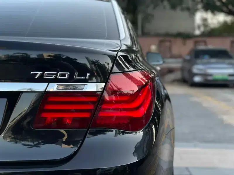2013 BMW 7 Series 750Li xDrive — миниатюра 9