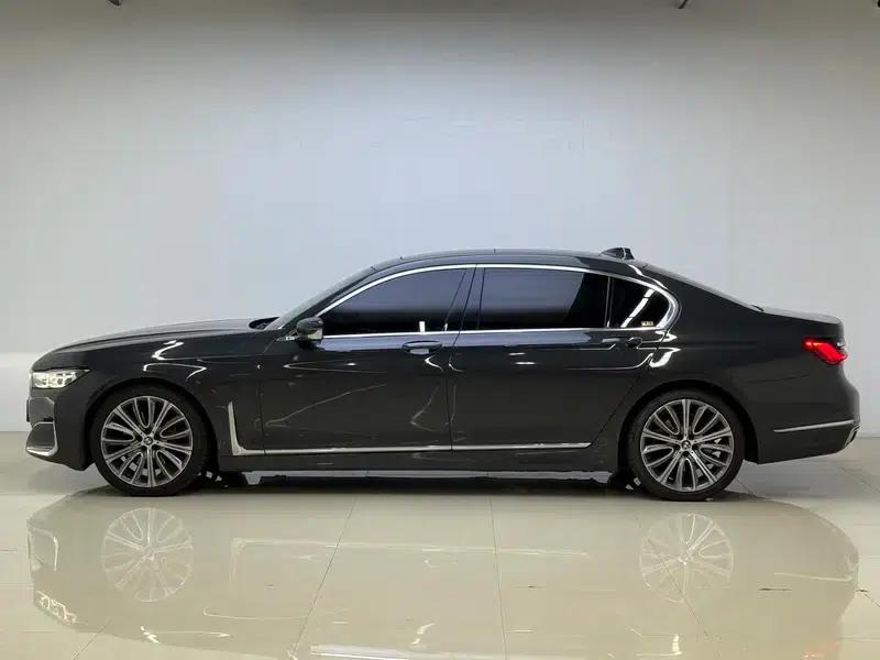 2019 BMW 7 Series Facelift 740Li Leading Luxury Package — миниатюра 4