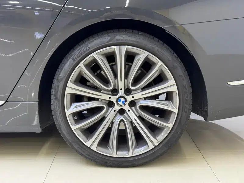 2019 BMW 7 Series Facelift 740Li Leading Luxury Package — миниатюра 9