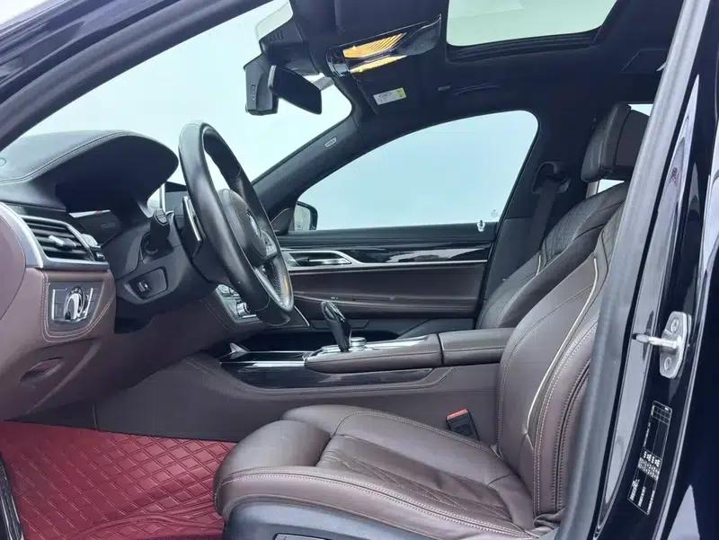 2021 BMW 7 Series 730Li M Sport Package — миниатюра 20