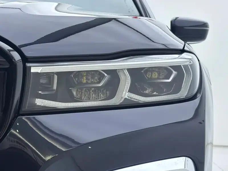 2021 BMW 7 Series 730Li M Sport Package — миниатюра 8