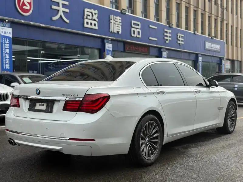 BMW 7 Series 2013 730Li Leading Edition — миниатюра 6