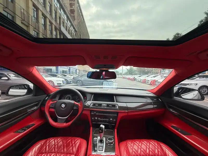 BMW 7 Series 2013 730Li Leading Edition — миниатюра 7