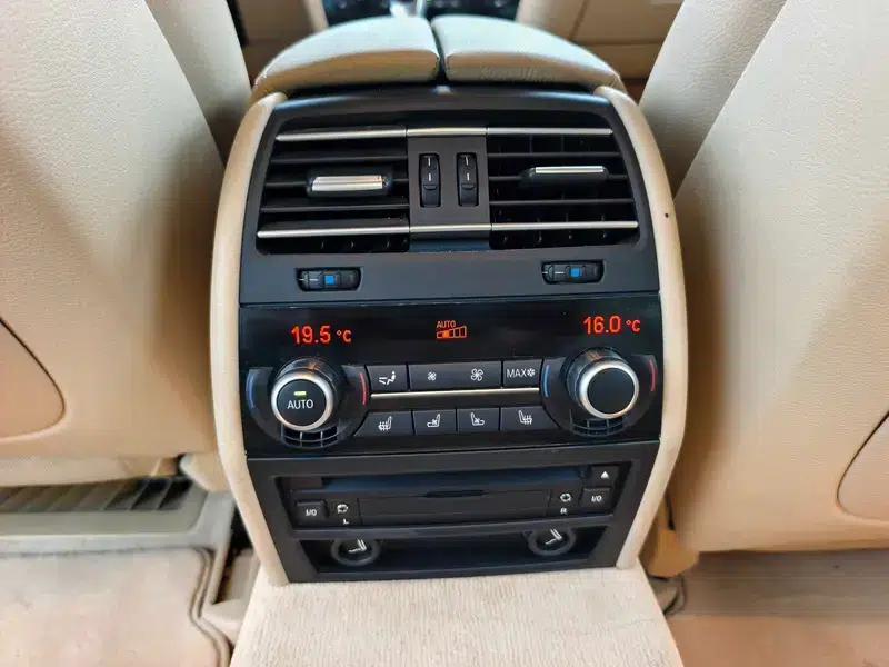 BMW 7 Series 2009 730Li Luxury — миниатюра 11