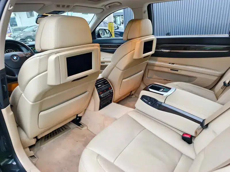 BMW 7 Series 2009 730Li Luxury — миниатюра 22