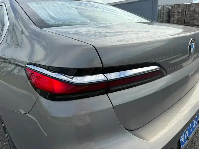 2023 BMW 7 Series 735Li M Sport Package — миниатюра 9