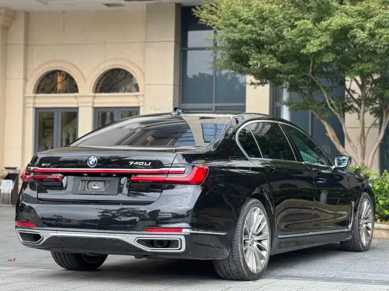 2021 BMW 7 Series 740Li Leading Edition M Sport Package — миниатюра 6