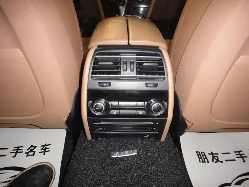 BMW 7 Series 2014 730Li Luxury Edition — миниатюра 7