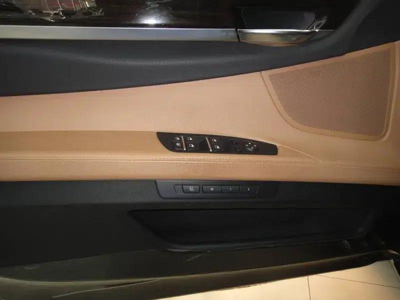 BMW 7 Series 2014 730Li Luxury Edition — миниатюра 8