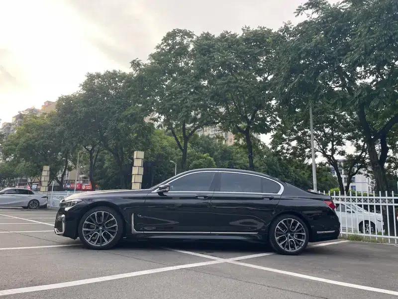 2019 BMW 7 Series Facelift 750Li xDrive V8 M Sport Package — миниатюра 3