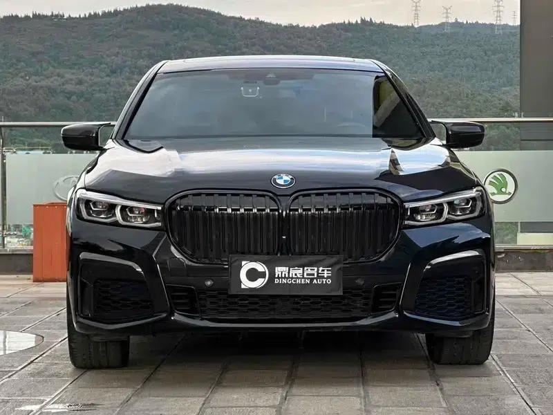 2019 BMW 7 Series 740Li Leading Edition M Sport Package — миниатюра 2