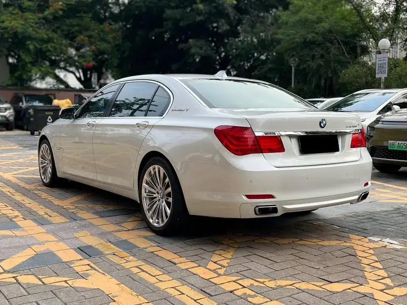 2010 BMW 7 Series 4.4T Hybrid — миниатюра 4