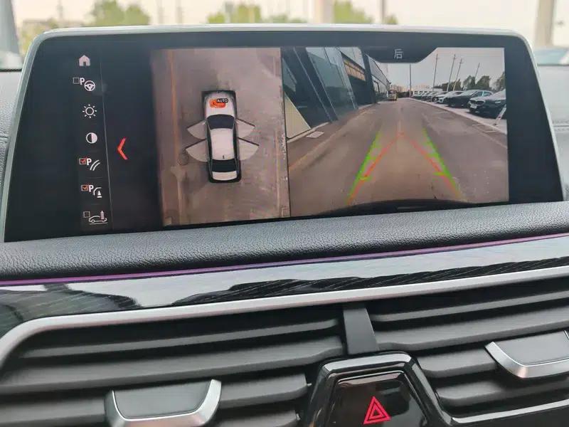 2018 BMW 7 Series 730Li Leading Edition M Sport Package — миниатюра 16