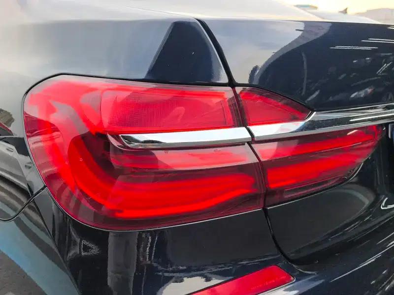 2018 BMW 7 Series 730Li Luxury M Sport Package — миниатюра 8