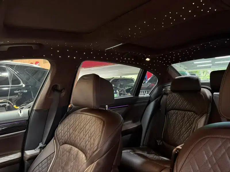 2019 BMW 7 Series Facelift 740Li Leading Edition M Sport Package — миниатюра 15