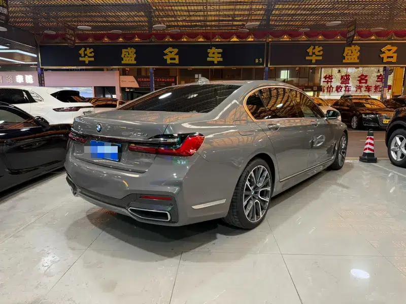 2019 BMW 7 Series Facelift 740Li Leading Edition M Sport Package — миниатюра 6