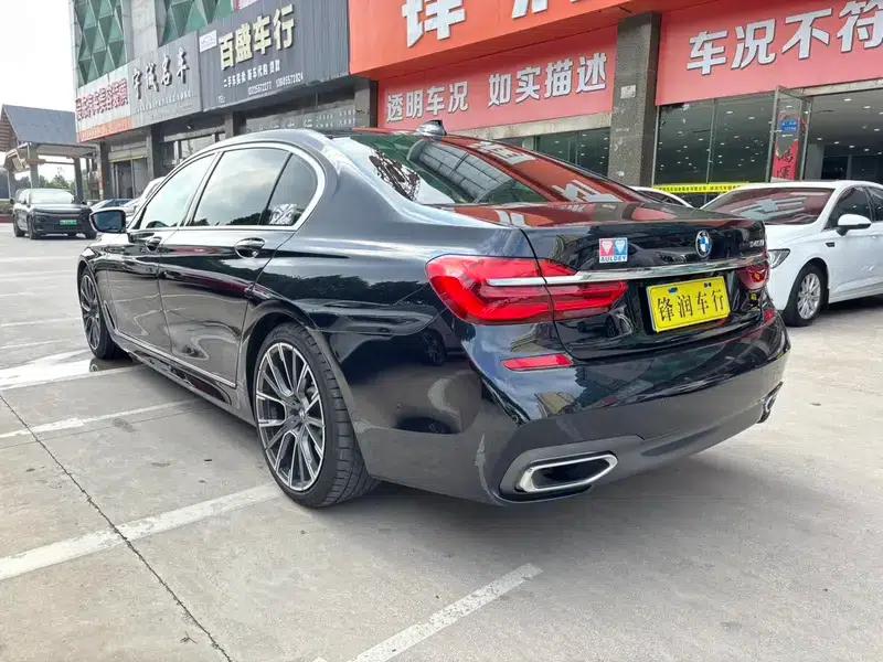 2018 BMW 7 Series 730Li Luxury M Sport Package — миниатюра 4