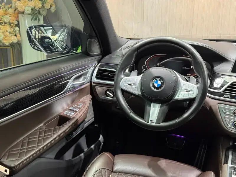 2021 BMW 7 Series 740Li Leading Edition M Sport Package — миниатюра 20