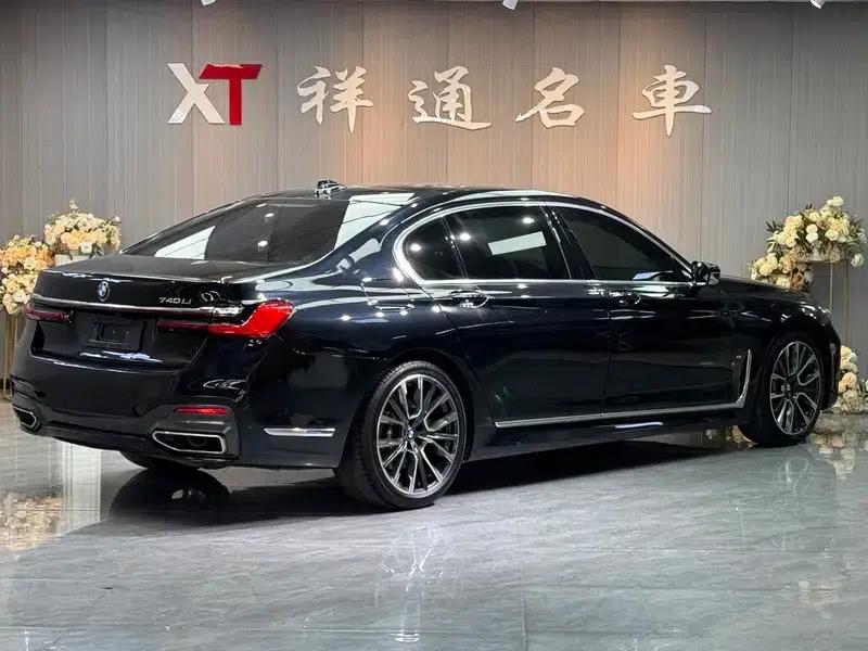 2021 BMW 7 Series 740Li Leading Edition M Sport Package — миниатюра 6