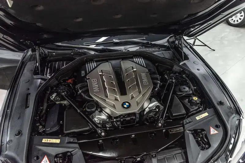 BMW 7 Series 2009 750Li Leading Edition — миниатюра 6