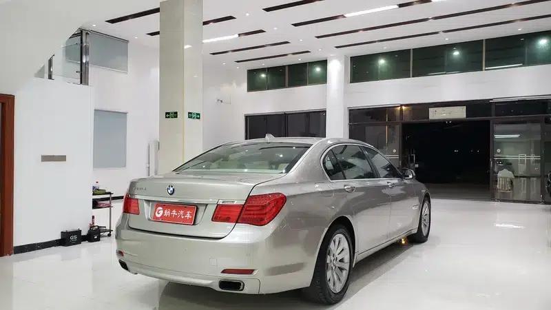 BMW 7 Series 2009 740Li Leading Edition — миниатюра 7