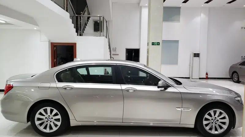 BMW 7 Series 2009 740Li Leading Edition — миниатюра 8