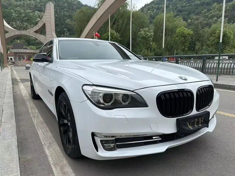 BMW 7 Series 2013 730Li Leading Edition — миниатюра 3
