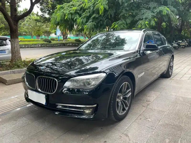 2011 BMW 7 Series 730Li Elegant Edition — миниатюра 1