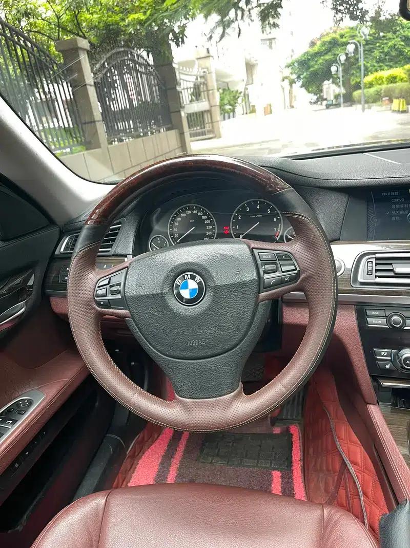2011 BMW 7 Series 730Li Elegant Edition — миниатюра 13